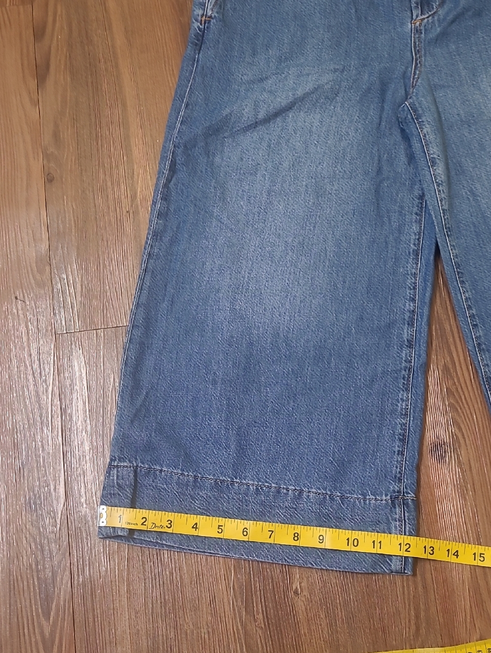 Pilcro Relaxed Wide-Leg Denim Jeans in Light Blue used good - Picture 8 of 12
